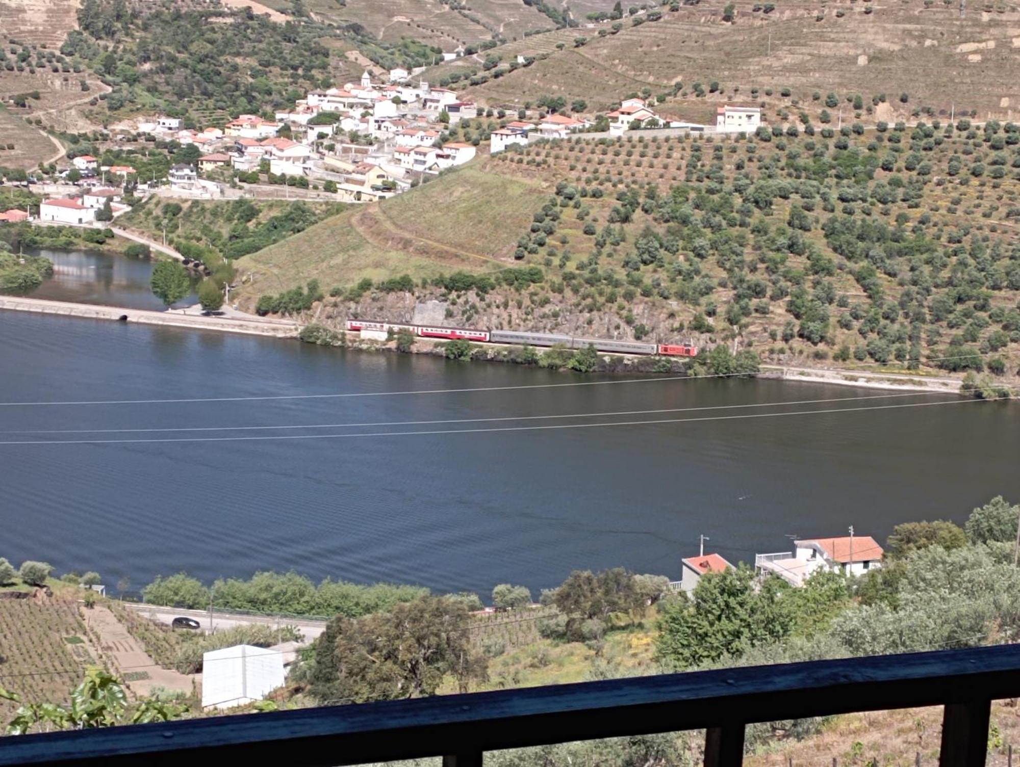 Casa Barqueiro Villa Folgosa  Luaran gambar